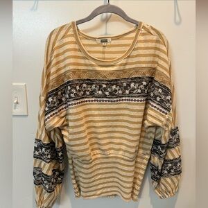 Buckle BKE Women’s Blouse